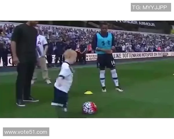 桑巴舞足球魅力展现 巴西球星引领世界足球风潮